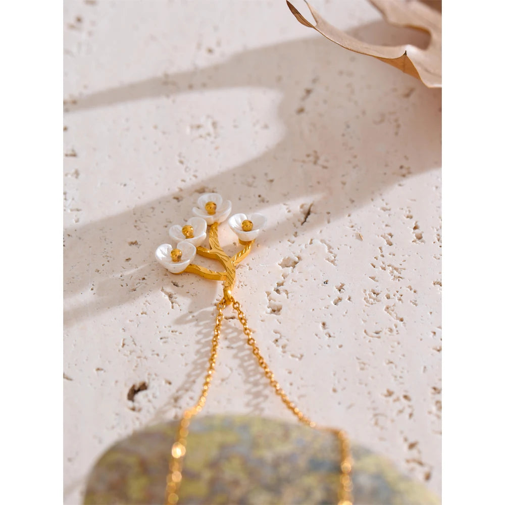 Studded Abstract Premium Tree