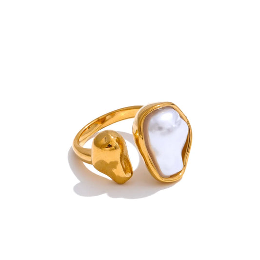 Baroque Pearl Ring